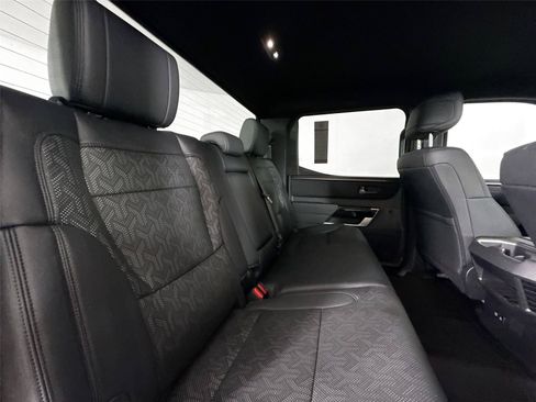 Used 2025 Toyota Tundra Limited w/ TRD Off-Road Package AWD/4WD image 39