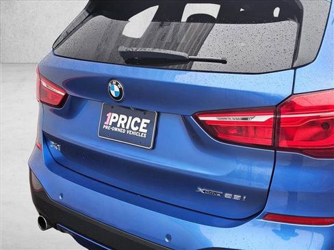 Used 2019 BMW X1 xDrive28i w/ M Sport Package image 12