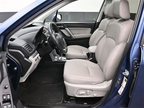 Used 2014 Subaru Forester 2.5i Limited image 11