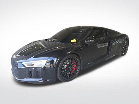 Used 2018 Audi R8 V10 w/ 20" Wheel Package RWD image 3
