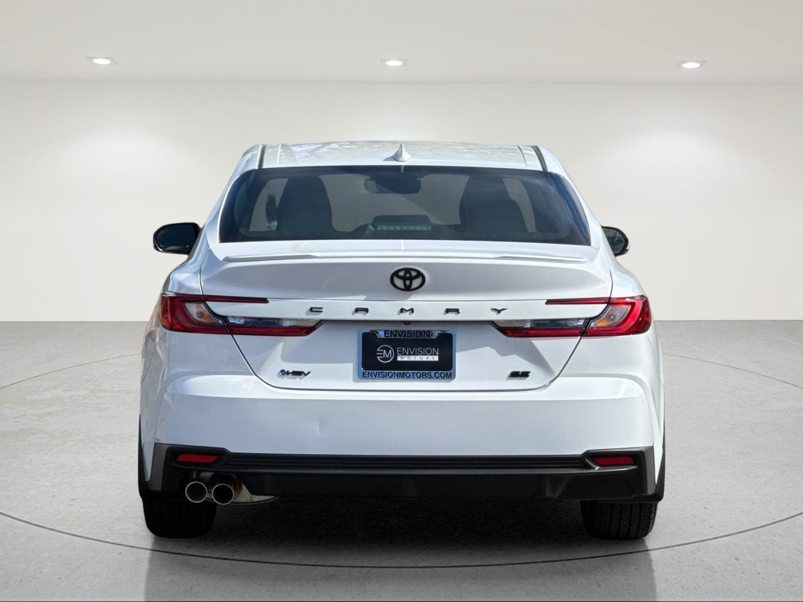 Used 2026 Toyota Camry SE w/ Multimedia Upgrade Package FWD image 5