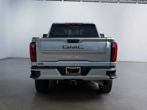 Used 2024 GMC Sierra 2500 Denali Ultimate w/ Snow Plow Prep/Camper Package AWD/4WD image 4