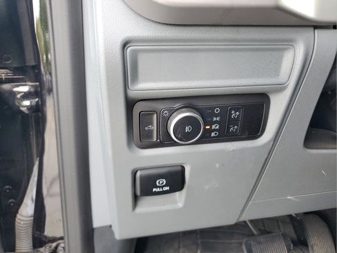 Used 2023 Ford F150 XLT RWD image 24