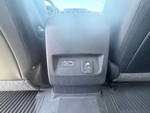 Certified 2024 Nissan Frontier SL w/ Technology Package image 29