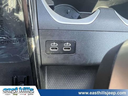 Used 2025 BMW X1 xDrive28i AWD/4WD image 38