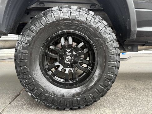 Used 2018 RAM 2500 Longhorn w/ Snow Chief Group image 12