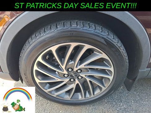 Used 2020 Lincoln Nautilus Reserve w/ Equipment Group 201A image 4