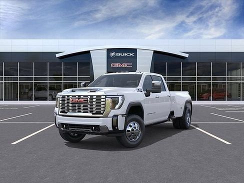New 2026 GMC Sierra 3500 Denali w/ Denali Reserve Package AWD/4WD image 8