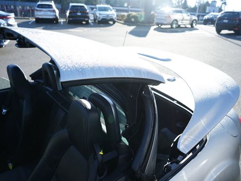 Used 2012 MAZDA MX-5 Miata Grand Touring w/ Premium Pkg image 9