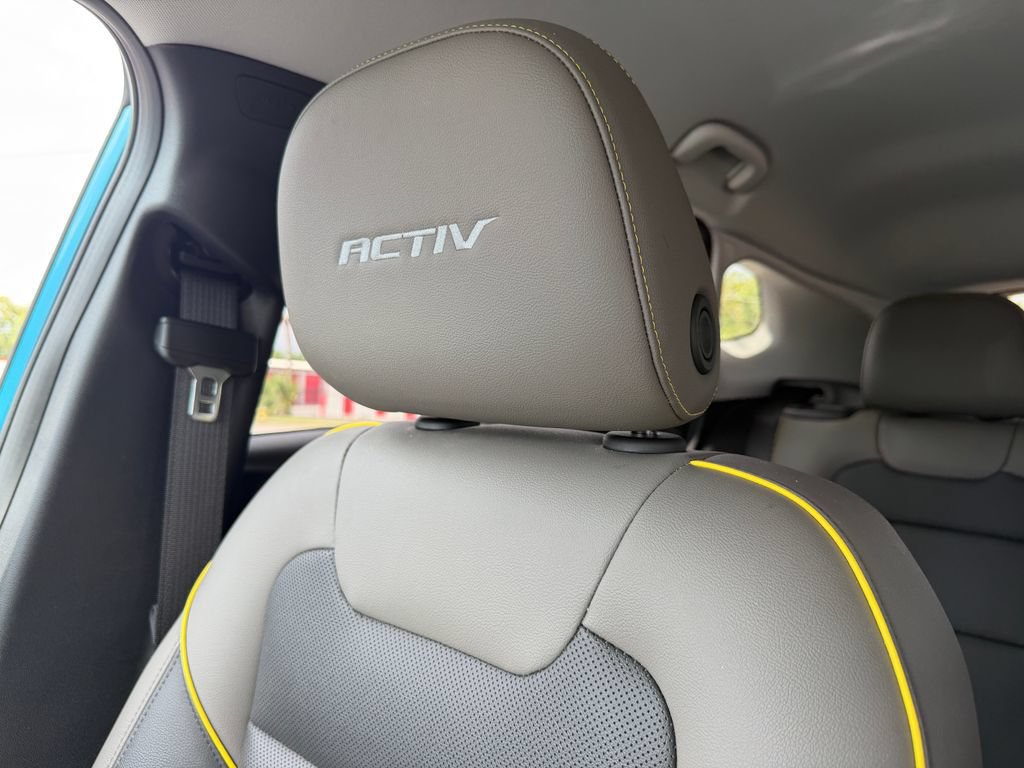 Used 2025 Chevrolet Trax ACTIV w/ Driver Confidence Package FWD image 31