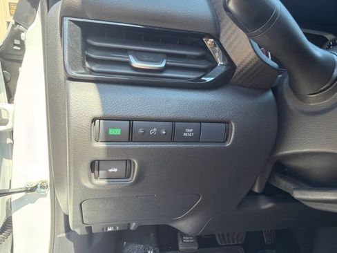 Used 2024 Nissan Sentra SV w/ All-Weather Package FWD image 28