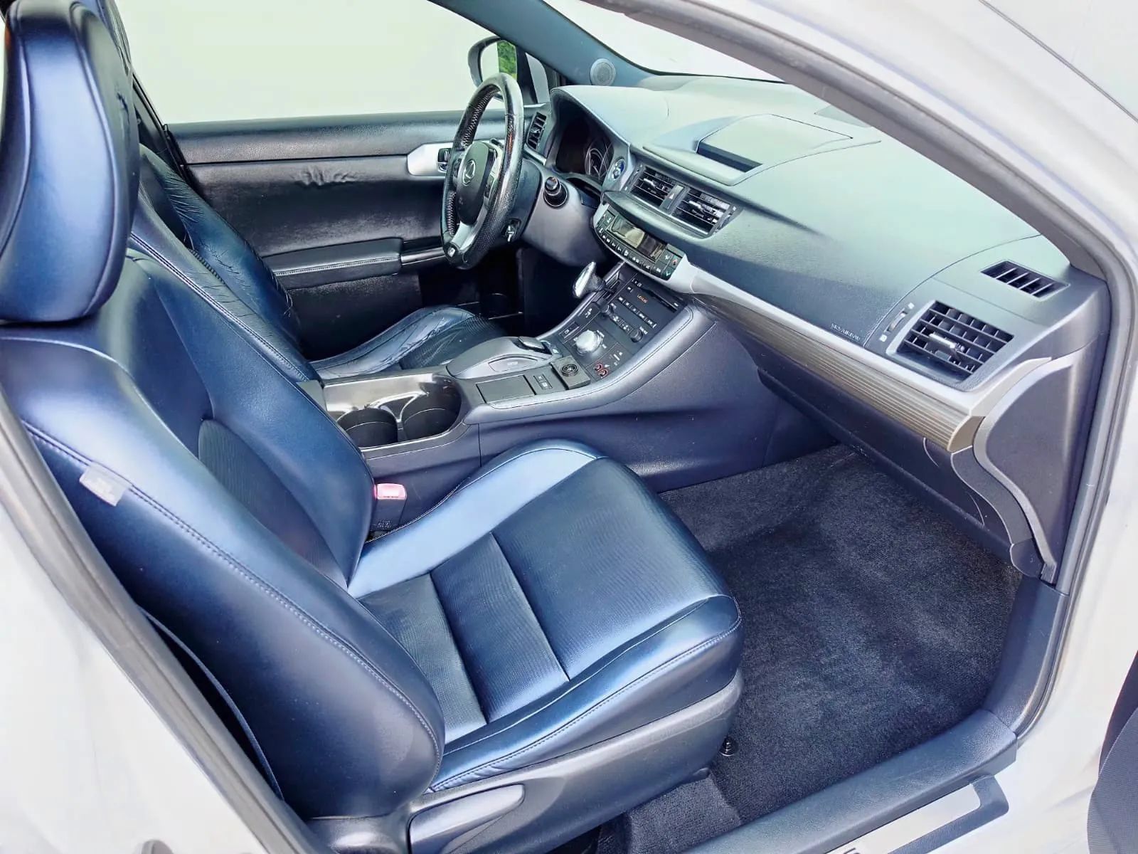 Used 2012 Lexus CT 200h Premium w/ F Sport Special Edition FWD image 11