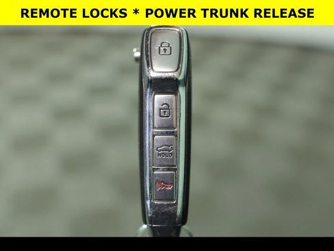 Used 2024 Kia Forte LXS image 6