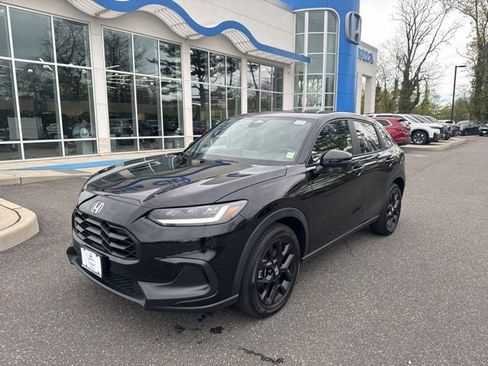 Used 2023 Honda HR-V Sport image 4