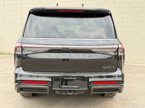 Used 2025 INFINITI QX80 Autograph AWD/4WD image 5