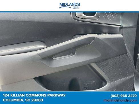 Used 2024 Kia Sorento S AWD/4WD image 16