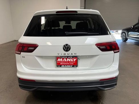 Used 2024 Volkswagen Tiguan SE FWD image 4