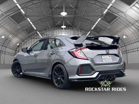 Used 2018 Honda Civic Sport Touring image 4