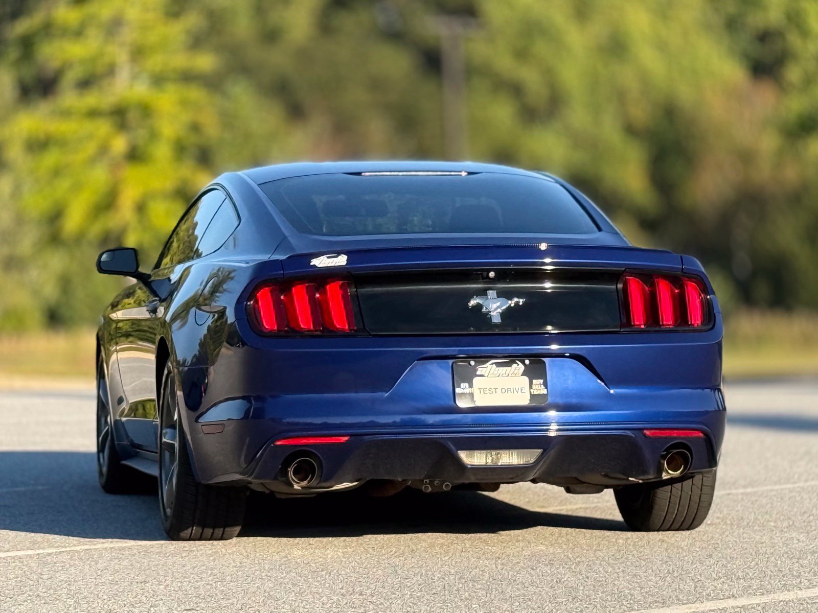 Used 2016 Ford Mustang Coupe w/ Equipment Group 051A RWD image 5