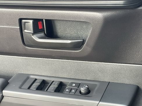 New 2026 Toyota Tundra SR image 16