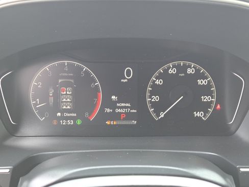 Used 2025 Honda Pilot Sport image 26