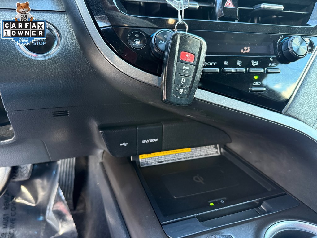 Used 2021 Toyota Camry XLE AWD/4WD image 28