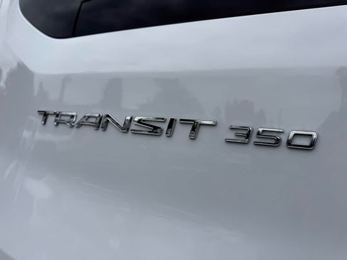 Used 2024 Ford Transit 350 XLT RWD image 7