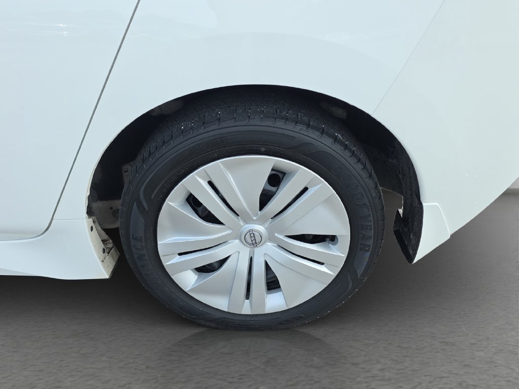 Used 2023 Nissan Leaf S FWD image 5