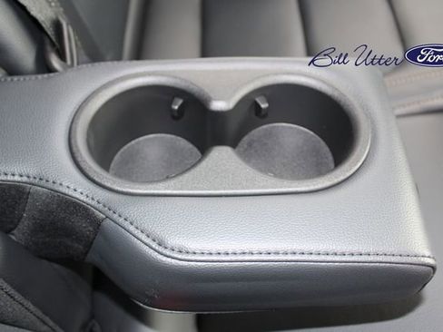 New 2025 Ford Bronco Badlands image 9