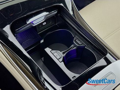 Used 2024 Mercedes-Benz C 300 4MATIC Sedan image 32