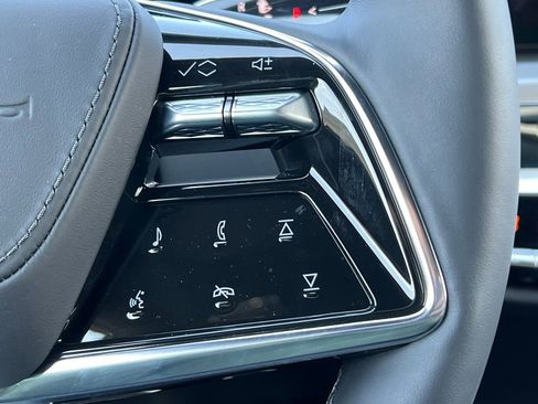 New 2026 Cadillac Lyriq V AWD/4WD image 22