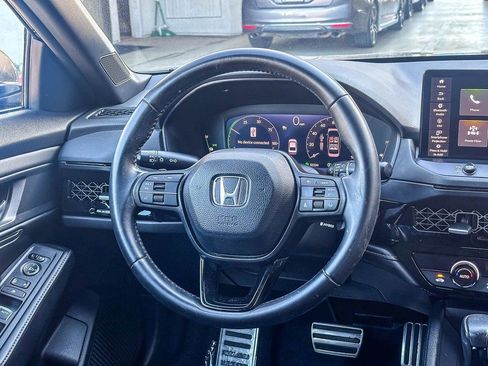 Used 2023 Honda Accord Sport image 18