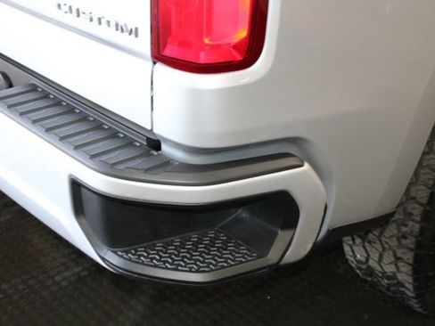 Used 2020 Chevrolet Silverado 1500 Custom w/ Custom Value Package AWD/4WD image 25