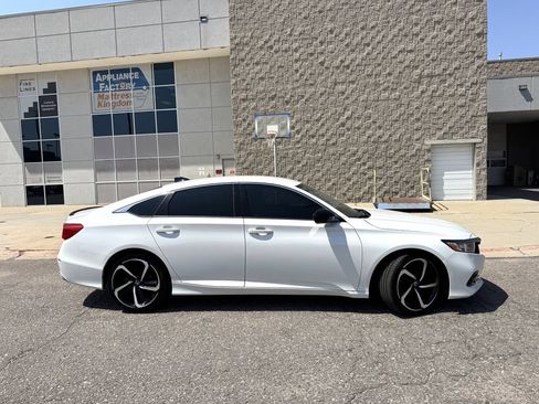 Used 2021 Honda Accord Sport Special Edition image 5