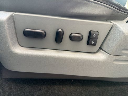 Used 2012 Ford F150 Platinum AWD/4WD image 27