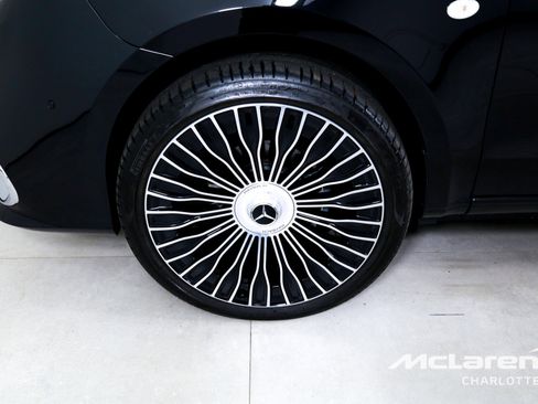 Used 2023 Mercedes-Benz Metris Passenger image 33