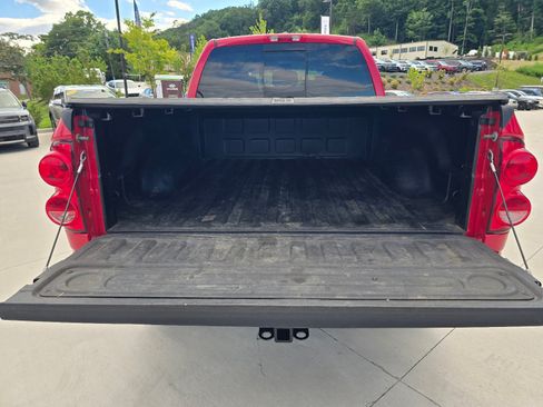 Used 2008 Dodge Ram 2500 Truck SXT w/ Popular Equipment Group AWD/4WD image 12