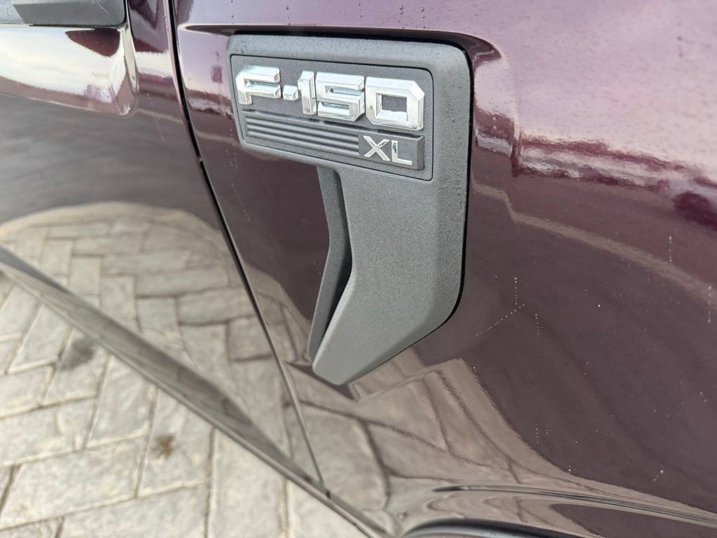 Used 2025 Ford F150 XL w/ Equipment Group 103A High AWD/4WD image 5