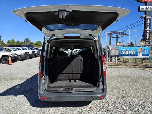 Used 2018 Ford Transit Connect XL image 21