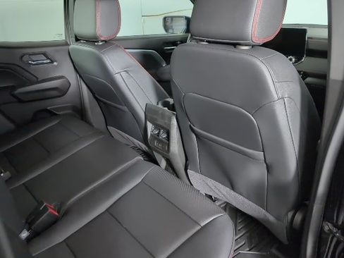 New 2026 Chevrolet Colorado Z71 w/ Z71 Convenience Package 2 image 9