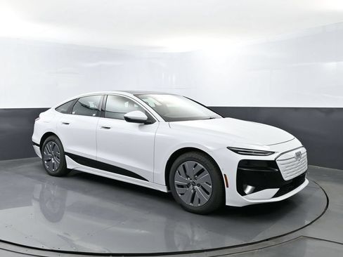 New 2025 Audi A6 e-tron Premium AWD/4WD image 3