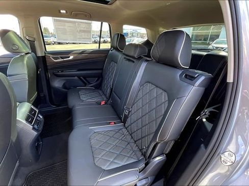 New 2025 Volkswagen Atlas SEL Premium R-Line image 11
