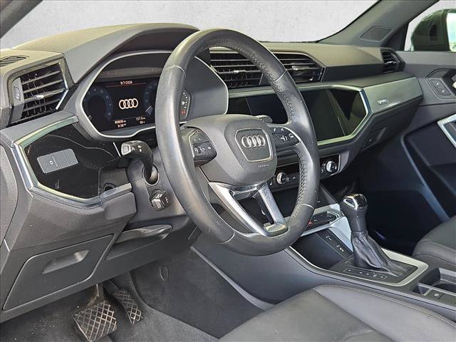Used 2020 Audi Q3 2.0T Premium w/ Convenience Package AWD/4WD image 7