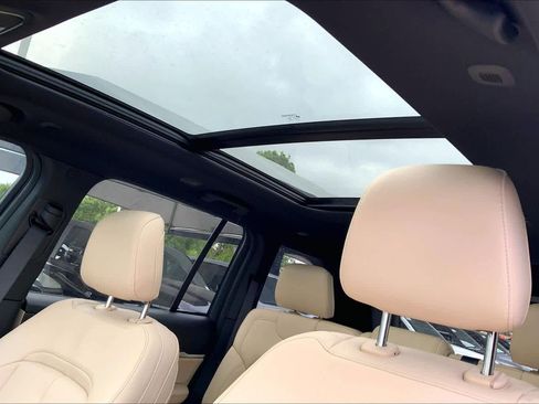 New 2026 Jeep Grand Cherokee Limited RWD image 17