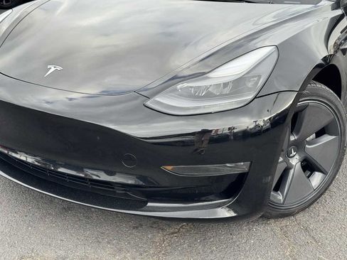 Used 2023 Tesla Model 3 Standard Range RWD image 3