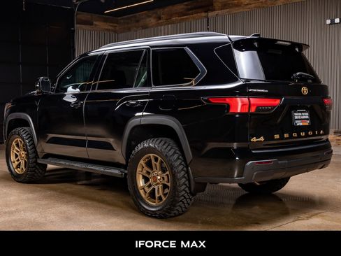 Used 2023 Toyota Sequoia SR5 image 6