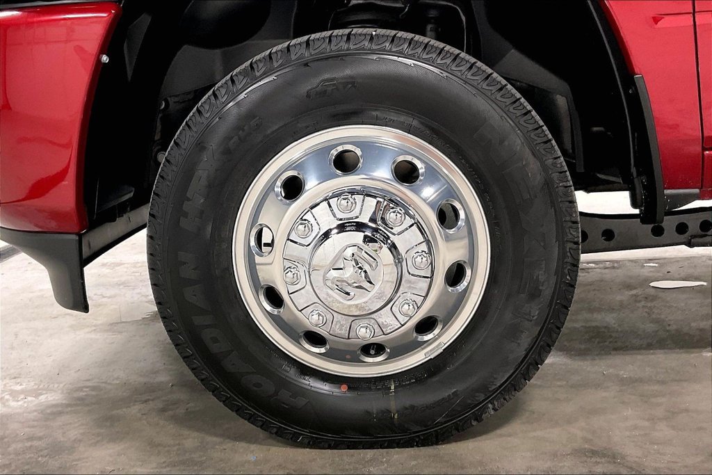 New 2026 RAM 3500 Laramie w/ Towing Technology Group AWD/4WD image 30