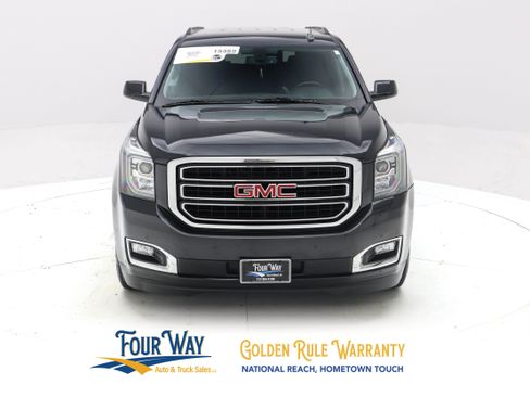 Used 2020 GMC Yukon XL SLE w/ SLE Value Package AWD/4WD image 9