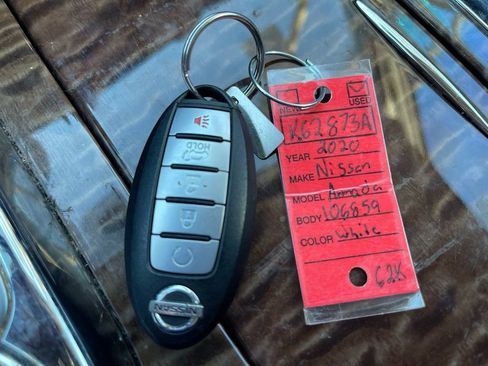 Used 2020 Nissan Armada SL w/ Premium Package image 27