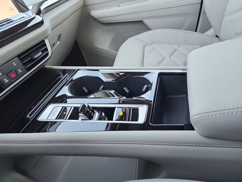 New 2026 Volkswagen Atlas SE image 20